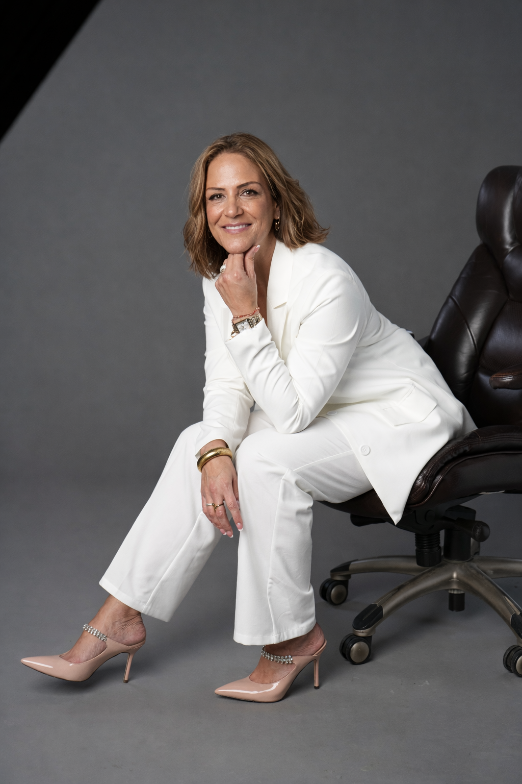 Daisy Gonzalez, Broker/CEO of Homes Unlimited Real Estate